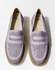 Close-up of the 'Lauren' women's loafers in lavender, highlighting the pinking features and leather lining.